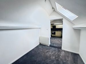 Bedroom - click for photo gallery